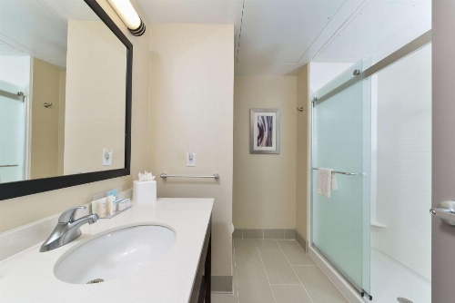 Hampton Inn By Hilton & Suites Des Moines Downtown image 10