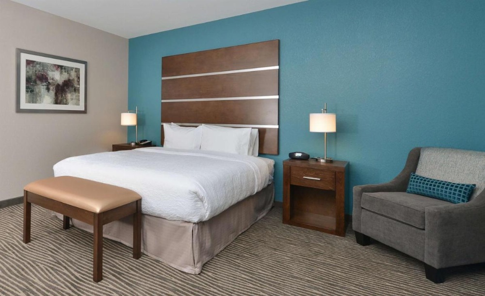 Hampton Inn By Hilton & Suites Des Moines Downtown Image 17