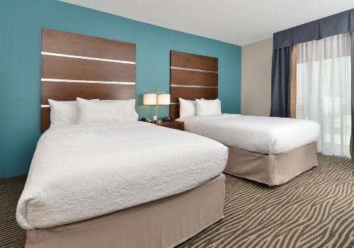 Hampton Inn By Hilton & Suites Des Moines Downtown image 20