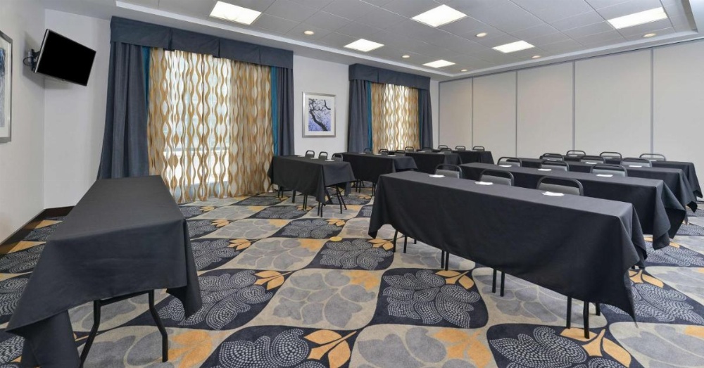 Hampton Inn By Hilton & Suites Des Moines Downtown Image 36