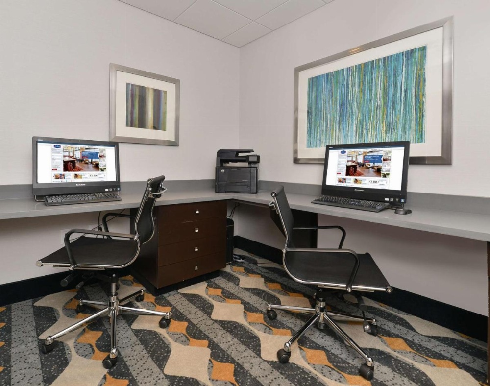 Hampton Inn By Hilton & Suites Des Moines Downtown Image 41
